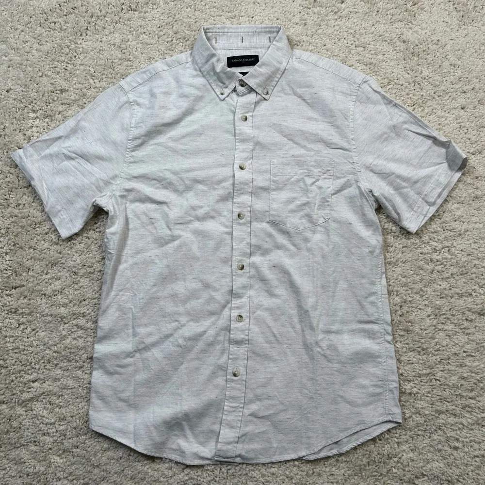 Banana Republic Shirt Medium Light Grey Slim Fit Short Sleeve Button Down New